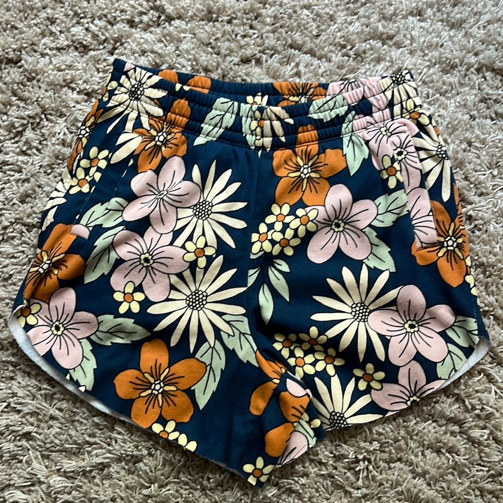 Lularoe Serena cozy shorts